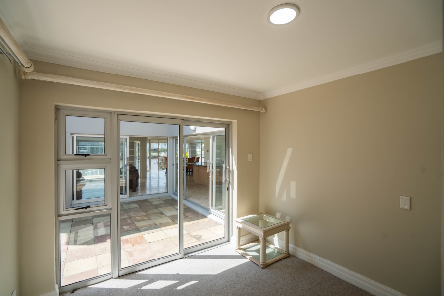 6 Bedroom Property for Sale in Royal Alfred Marina Eastern Cape